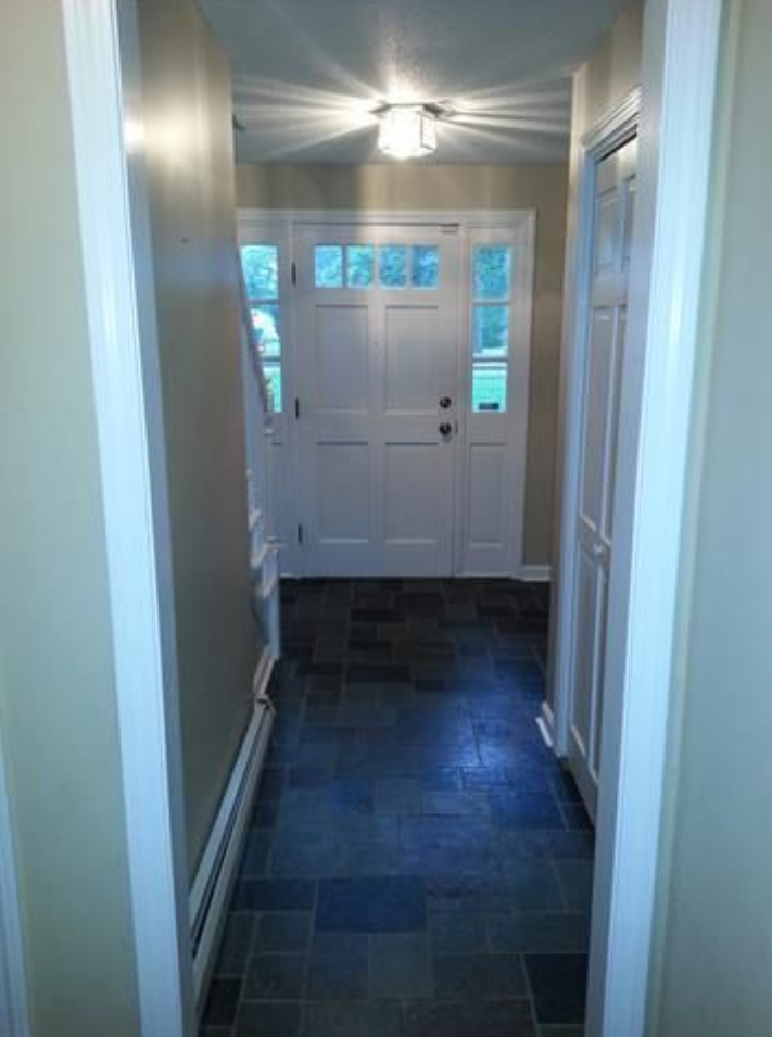 knollwood04-front-hall