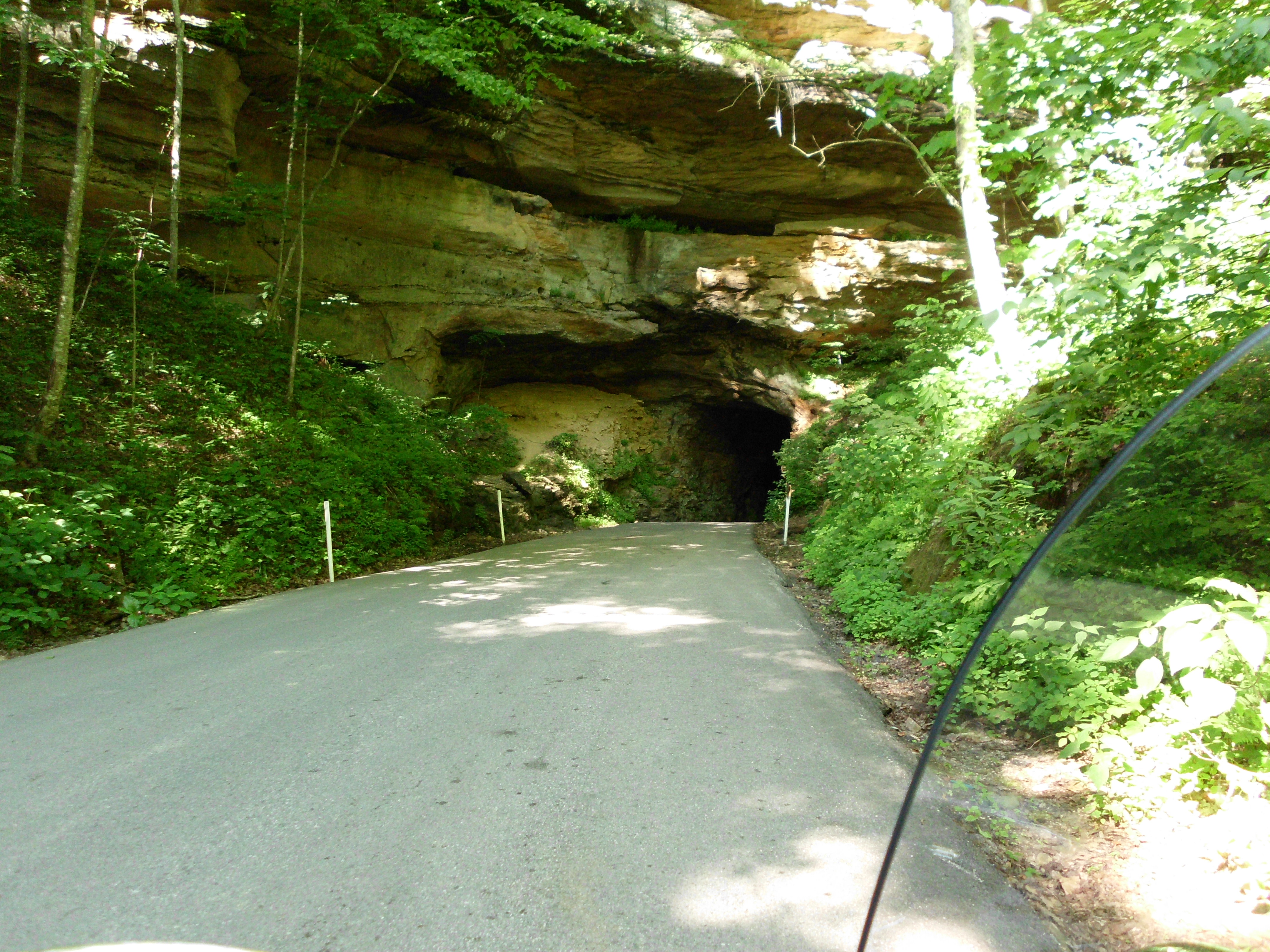 2210-red-river-gorge-tunnel
